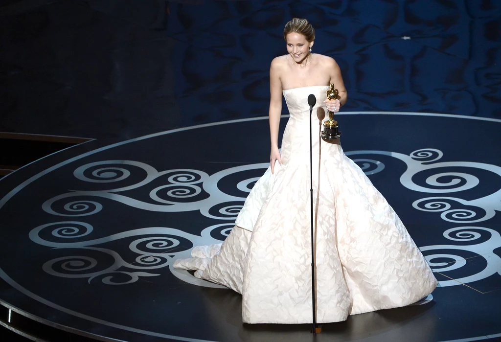 Jennifer Lawrence podczas 85. gali wręczenia Oscarów Jennifer Lawrence podczas 85. gali wręczenia Oscarów