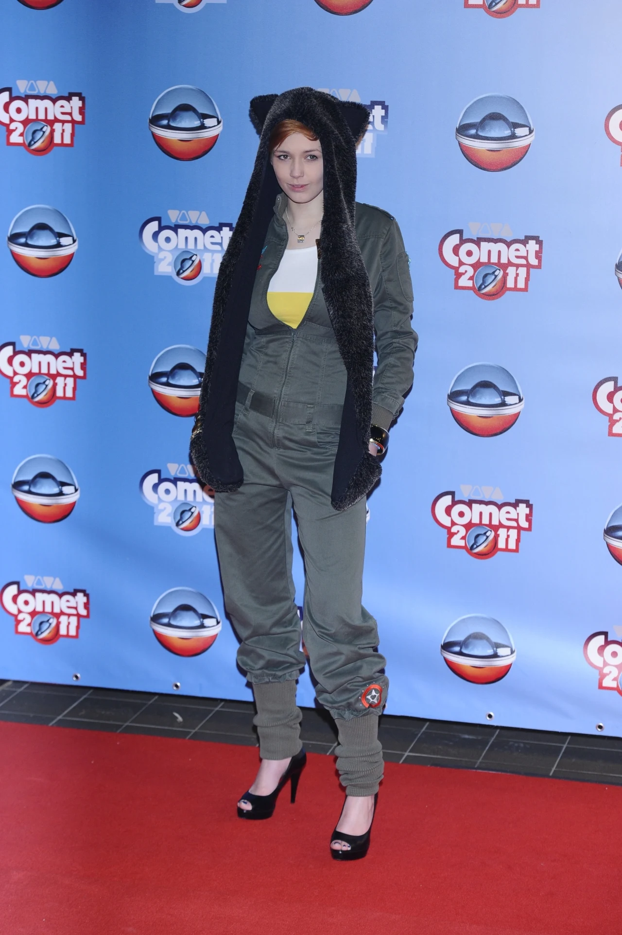 Zula Walkowiak popadła w konflikt z Mariuszem Pujszo, którego oskarżyła o to, że jest "niespełnionym alfonsem", umawiającym modelki z bogatymi biznesmenami. 