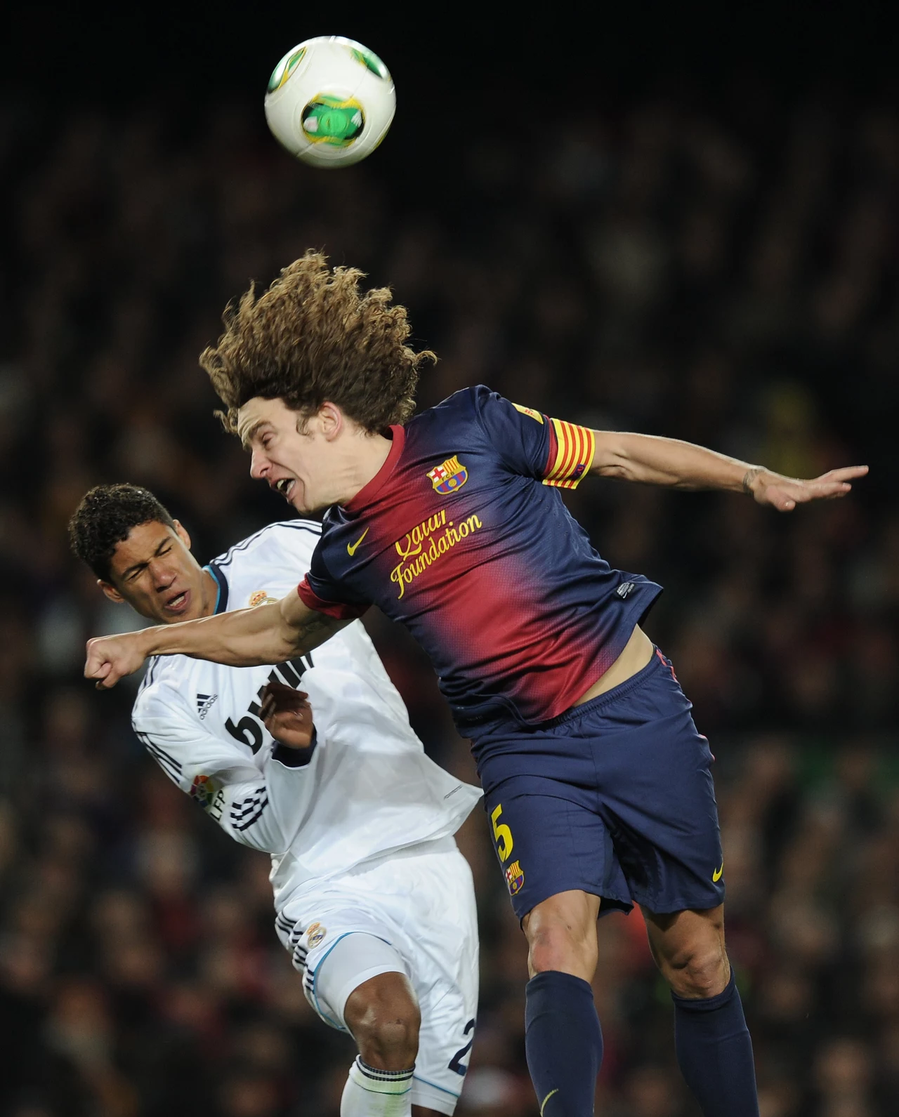 FC Barcelona przegrała 1-3 z Realem Madryt na Camp Nou. Gwiazdą spotkania był Cristiano Ronaldo. "Królewscy" awansowali do finału Pucharu Króla FC Barcelona przegrała 1-3 z Realem Madryt na Camp Nou. Gwiazdą spotkania był Cristiano Ronaldo. "Królewscy" awansowali do finału Pucharu Króla