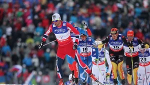 Na pierwszym planie Petter Northug 