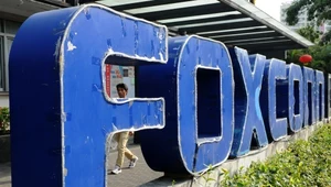 Foxconn wstrzymuje rekrutację i instaluje milion robotów