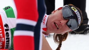 Justyna Kowalczyk po zakończeniu swojego biegu na drugiej zmianie sztafety