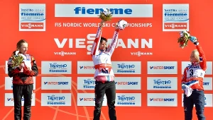 Z lewej srebrna medalistka MŚ - Justyna Kowalczyk