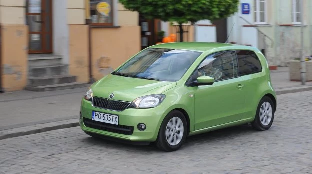 Jak na tak nieduże auto, kabina Citigo jest ponadprzeciętnie przestronna.