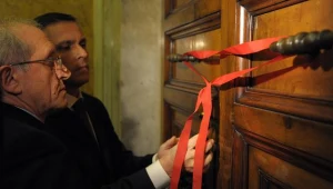 Zapieczętowanie komnat papieskich