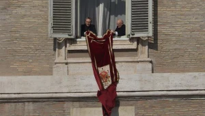 24 lutego, po ostatnim Aniele Pańskim z Benedyktem XVI