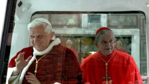 Na zdjęciu archiwalnym z 2006 r. papież Benedykt XVI i kardynał Józef Glemp