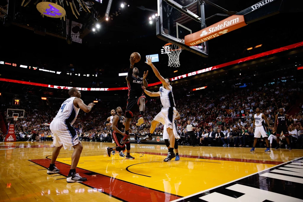 W akcji LeBron James W akcji LeBron James
