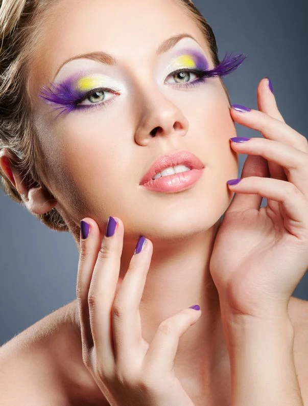 Fiołkowy manicure Fiołkowy manicure