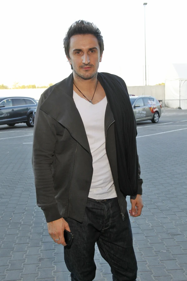 Sebastian Karpiel-Bułecka Sebastian Karpiel-Bułecka