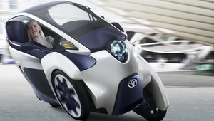 Toyota i-Road - kładzie się w zakrętach