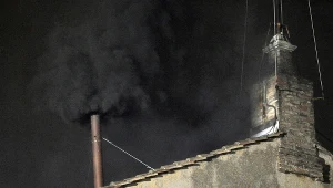 Czarny dym nad Watykanem