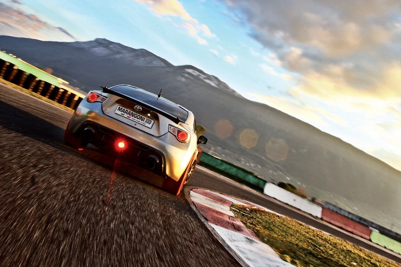 Toyota GT86-R Eco Explorer Toyota GT86-R Eco Explorer