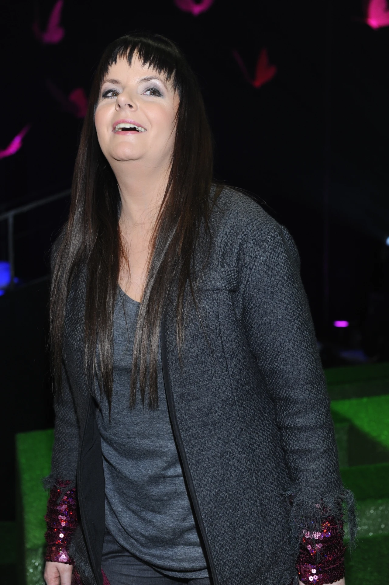 "Karolina z Piotrkowa ma syndrom tzw. najbrzydszej dziewczyny w klasie. (...) Zobaczcie, jak zawiść brzydko się starzeje. Nieurodziwa, bez partnera życiowego, bez dziecka" - tak o Karolinie Korwin Piotrowskiej napisała Edyta Górniak. Trudno się nie zgodzić. Największy atut "dziennikarki"? Nikt tak jak ona nie potrafi szwargotać...