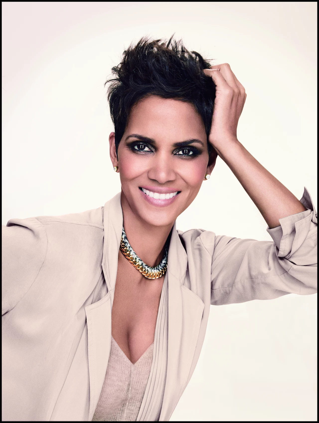 Halle Berry w nowej kampanii reklamowej firmy Deichmann Halle Berry w nowej kampanii reklamowej firmy Deichmann
