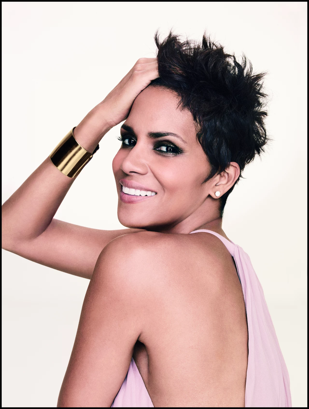 Halle Berry w nowej kampanii reklamowej firmy Deichmann Halle Berry w nowej kampanii reklamowej firmy Deichmann