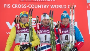 Podium sprintu w Drammen: Aleksiej Połtoranin, Petter Northug i Nikita Kriukow