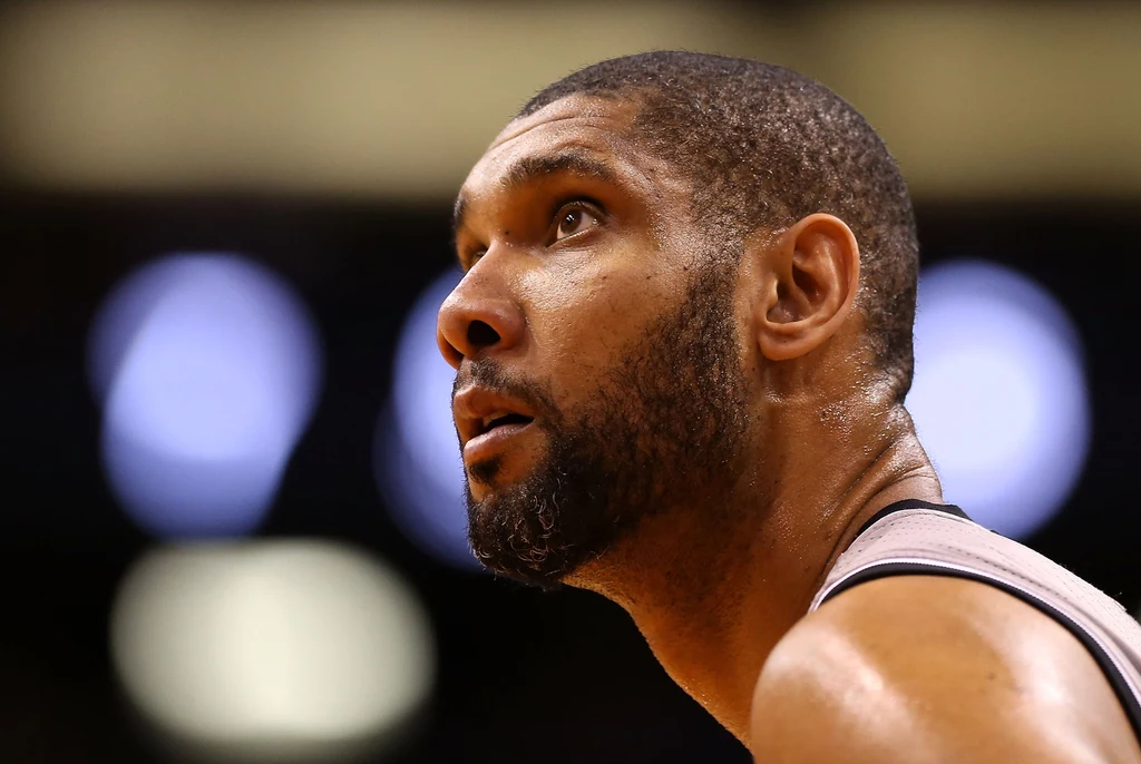 Tim Duncan poprowadził Spurs do zwycięstwa Tim Duncan poprowadził Spurs do zwycięstwa