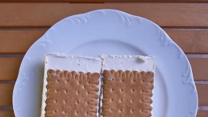 Niezapowiedziani goście? Weź herbatniki i śmietankę i zrób to ciasto bez pieczenia