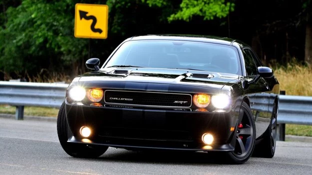 Dodge Challenger SRT8 392