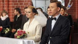 Czy Sabina jest zaślepiona miłością Igora? A może naiwnie wierzy, że to ona jest kobietą jego życia, której uda się go zmienić? 