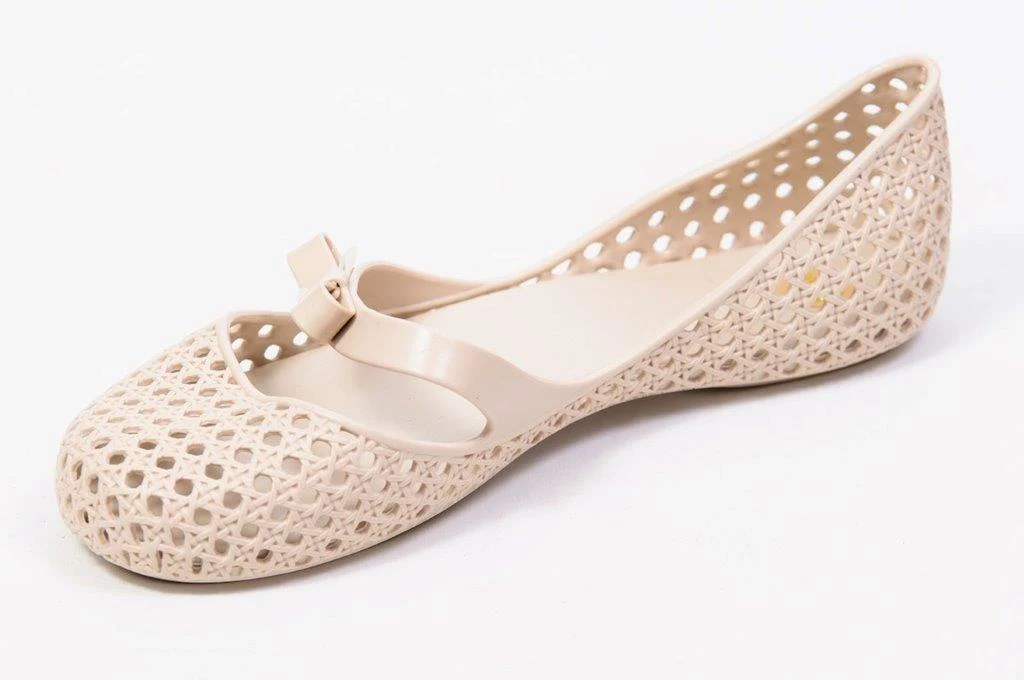 Pachnące buty Mel by Melissa - cena 129 zł Pachnące buty Mel by Melissa - cena 129 zł