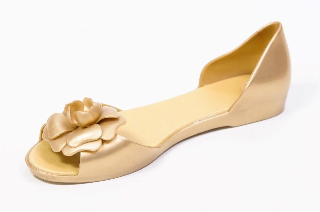 Pachnące buty Mel by Melissa - cena 149 zł Pachnące buty Mel by Melissa - cena 149 zł