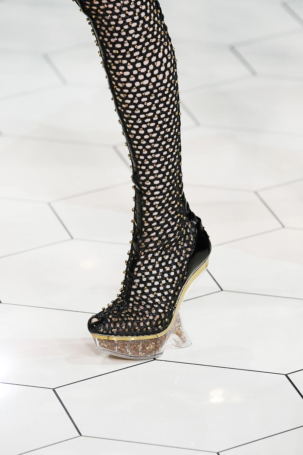 Buty na pokazie domu mody Alexander McQueen Buty na pokazie domu mody Alexander McQueen