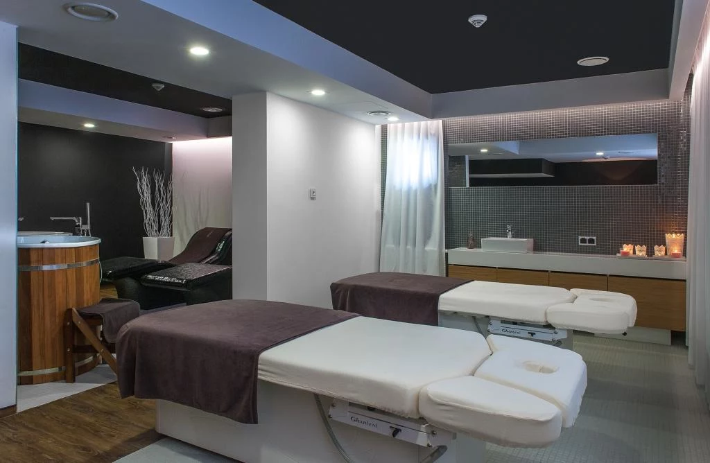 Oficjalne otwarcie salonu Dr Irena Eris Beauty Partner w obiekcie Poziom 511 Design Hotel & Spa Oficjalne otwarcie salonu Dr Irena Eris Beauty Partner w obiekcie Poziom 511 Design Hotel & Spa