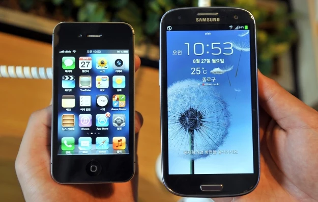 iPhone 4S i Galaxy S III