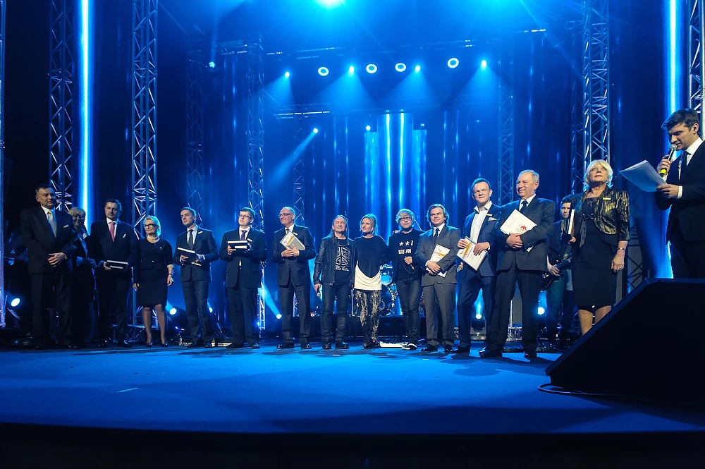 Po raz pierwszy od rozpoczęcia akcji spotkali się wszyscy współtworzący tę kampanię: ambasadorzy, organizacje onkologiczne, stowarzyszenia pacjentów onkologicznych, partnerzy i patroni, a także artyści i dziennikarze popierający kampanię. Po raz pierwszy od rozpoczęcia akcji spotkali się wszyscy współtworzący tę kampanię: ambasadorzy, organizacje onkologiczne, stowarzyszenia pacjentów onkologicznych, partnerzy i patroni, a także artyści i dziennikarze popierający kampanię.
