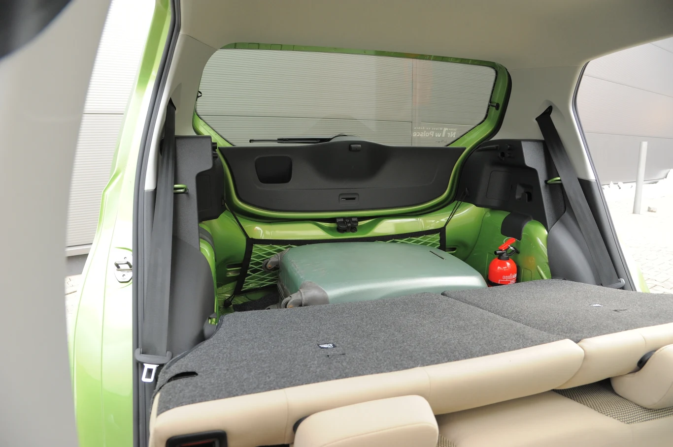 Bagażnik mieści od 251 do 951 l. W wersji Elegance i Ambition dzielona kanapa to seria, w Active kosztuje 600 zł.