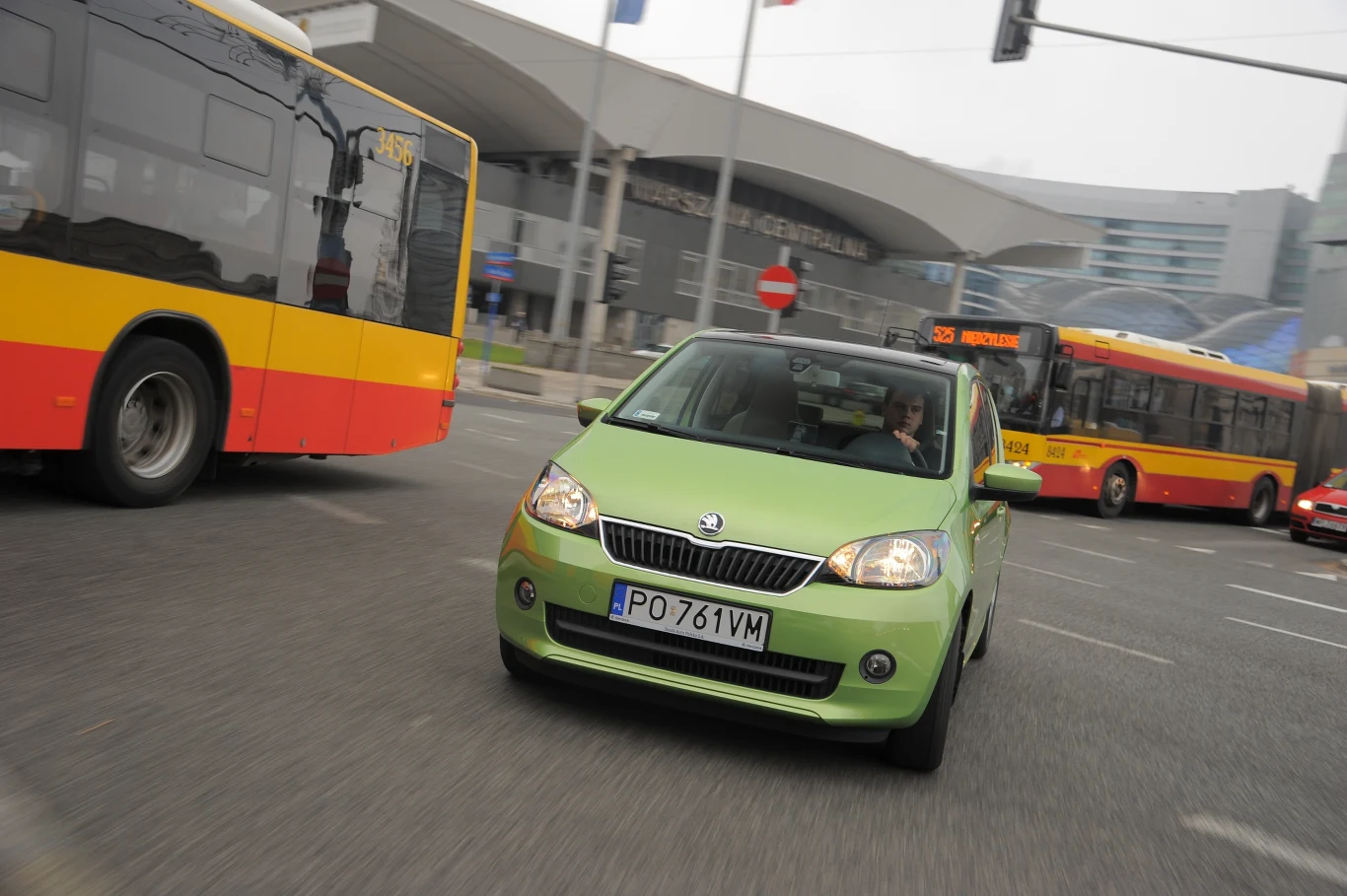 Skoda Citigo z „półautomatem” to wygoda w mieście, ale w tej konfiguracji nie cierpi agresywnej jazdy.