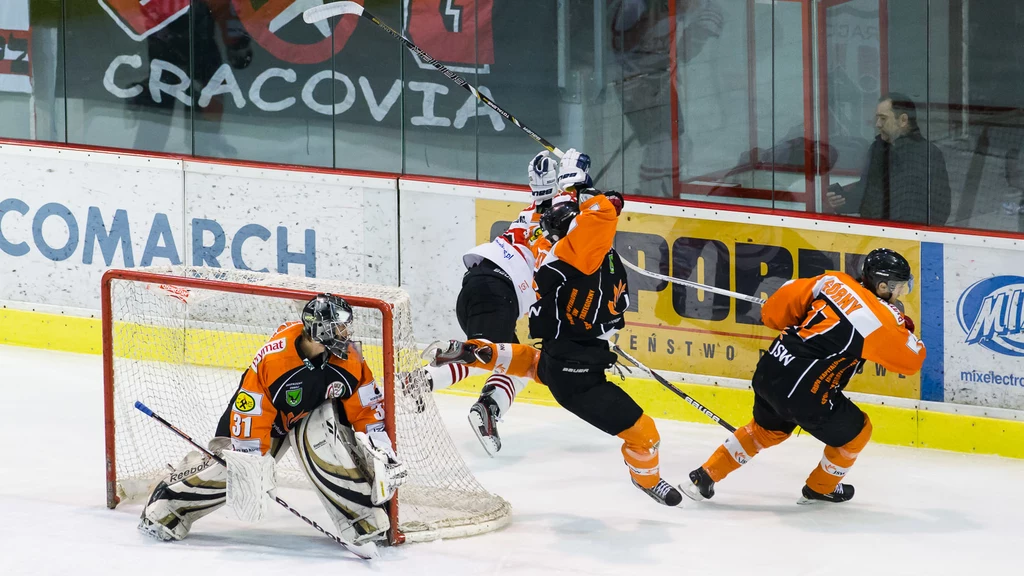 Comarch Cracovia - JKH GKS 2-1 (1-0, 0-1, 0-0, 0-0, 2-1)