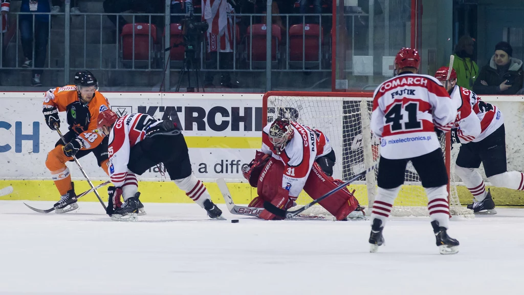 Comarch Cracovia - JKH GKS 2-1 (1-0, 0-1, 0-0, 0-0, 2-1)
