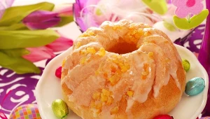 Chcesz upiec na święta pyszną, wilgotną babkę? Koniecznie dodaj to do masy