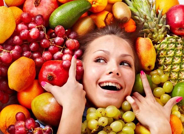 Owoce zawierają mnóstwo witamin! Owoce zawierają mnóstwo witamin!