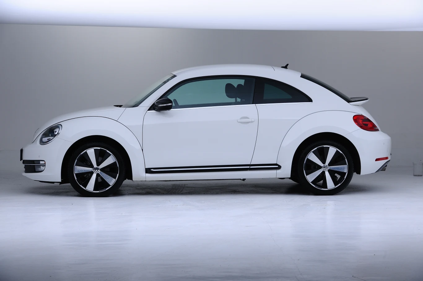 Volkswagen Beetle 2.0 TDI DSG Sport Fender