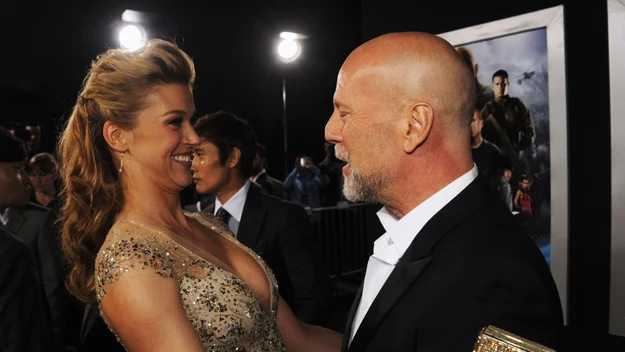 Adrianne Palicki i Bruce Willis