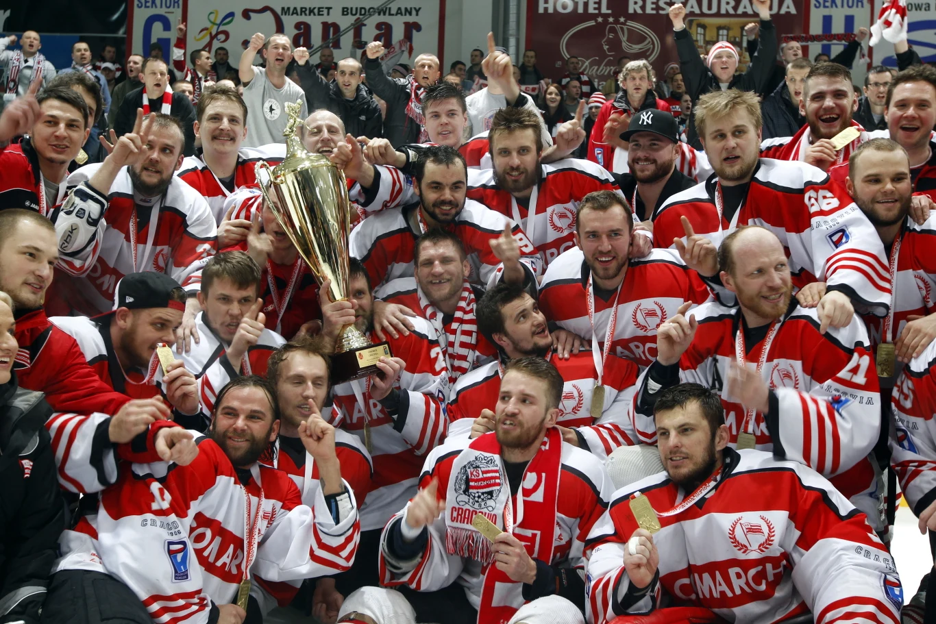 Hokeiści Comarch/Cracovii w siódmym meczu finału pokonali 6-2 JKH Jastrzębie i zostali po raz 10. mistrzami Polski