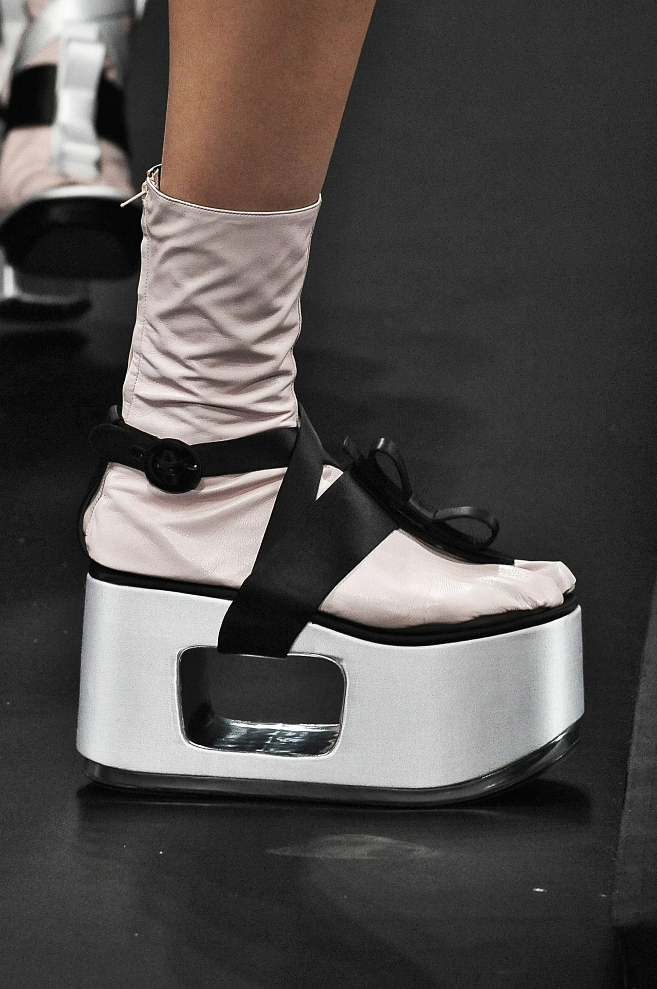 Podobają ci się takie buty? Podobają ci się takie buty?