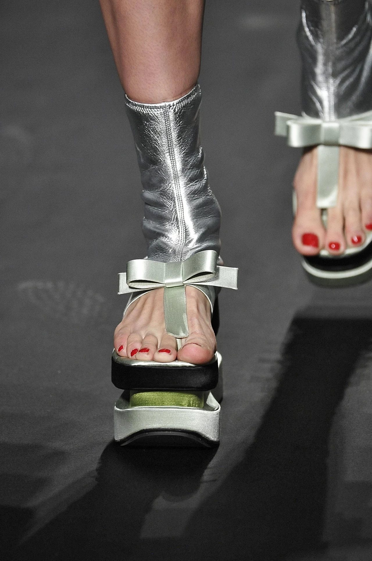 Podobają ci się takie buty? Podobają ci się takie buty?