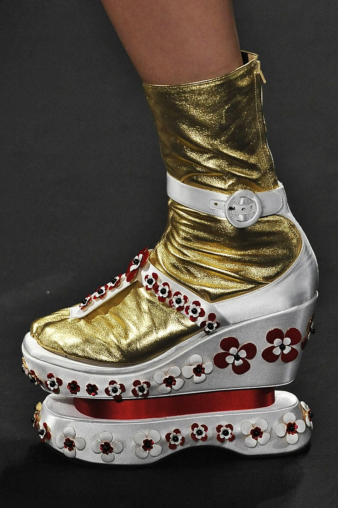 Podobają ci się takie buty? Podobają ci się takie buty?