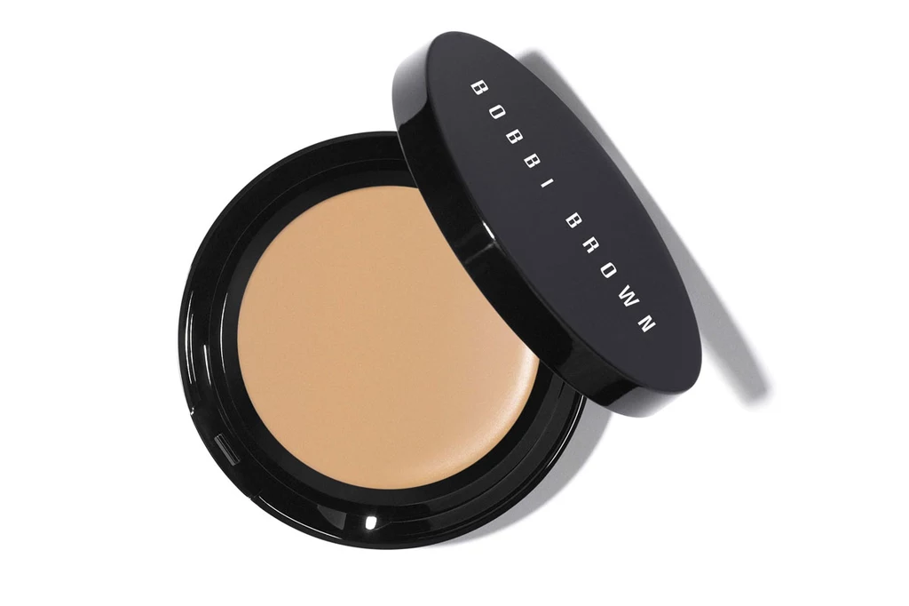 Podkład w kompakcie Bobbi Brown