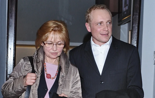 Piotr Adamczyk z mamą