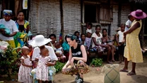 Katy Perry na Madagaskarze/ fot. AFP Photo/UNICEF/Kate Holt 