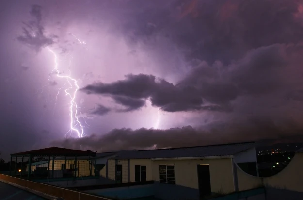 Co tak naprawdę kryje się w burzowych chmurach? Co tak naprawdę kryje się w burzowych chmurach?
