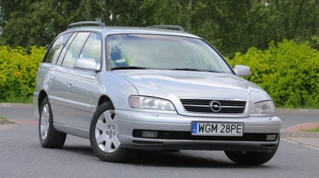 Kombi wciąż cieszy się dużym zainteresowaniem. Gwarantuje wysoki komfort jazdy, a na dodatek imponuje wielkim bagażnikiem. Na zdjęciach model po liftingu. Kombi wciąż cieszy się dużym zainteresowaniem. Gwarantuje wysoki komfort jazdy, a na dodatek imponuje wielkim bagażnikiem. Na zdjęciach model po liftingu.