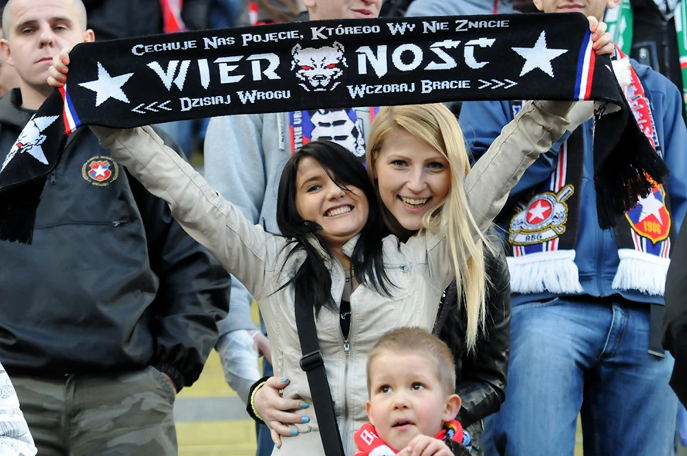 Wisła po dobrym meczu przegrała w Krakowie z Legią Warszawa 1-2 Wisła po dobrym meczu przegrała w Krakowie z Legią Warszawa 1-2