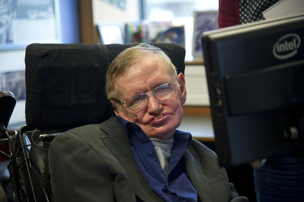 Stephen Hawking jest przekonany, że ludzkość pewnego dnia będzie musiała opuścić Ziemię